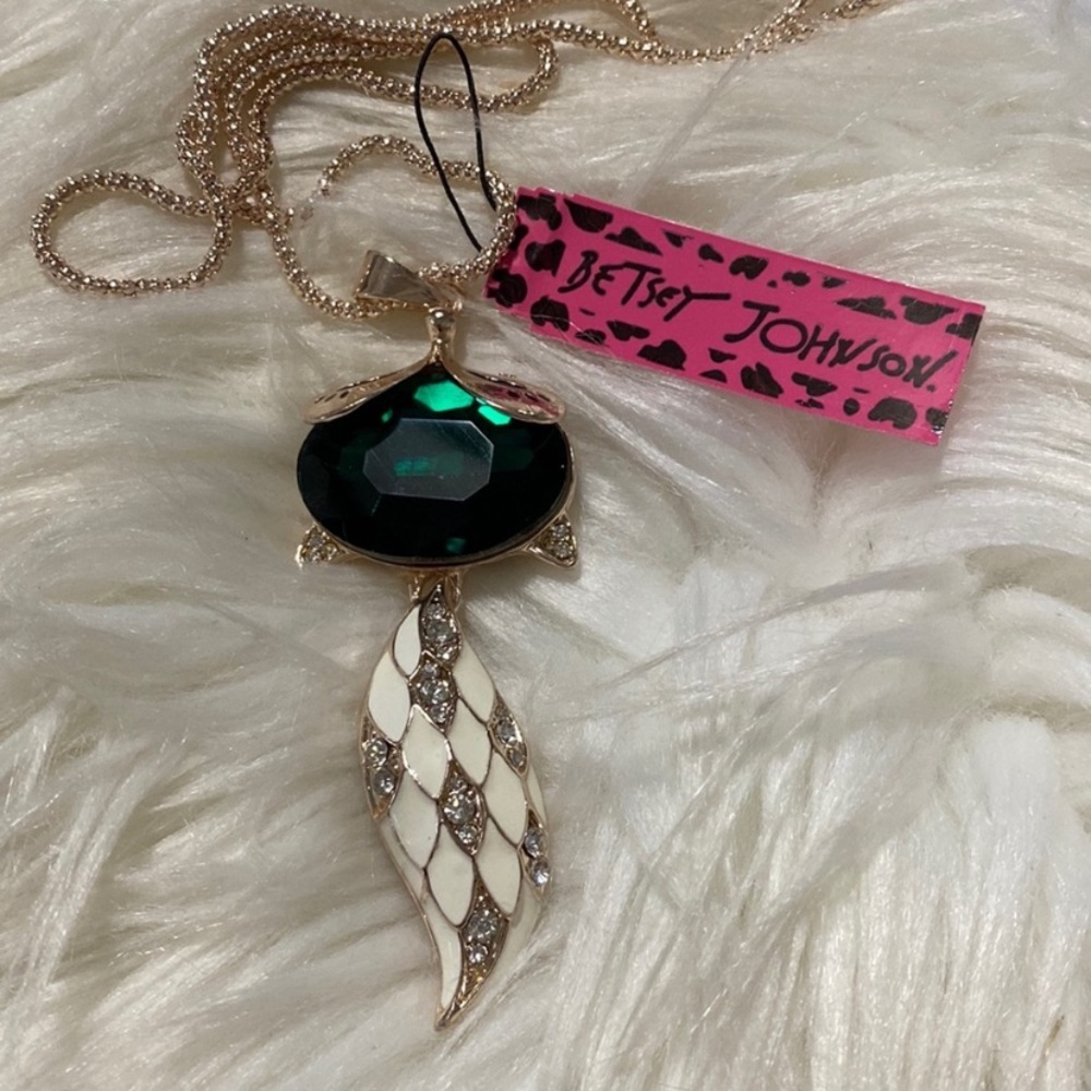 Betsey Johnson green💚 fox 🦊 necklace